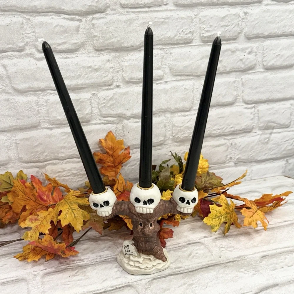 N/A halloween spooky